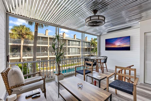 637 PINELLAS BAYWAY S 207, Tierra Verde, FL 33715