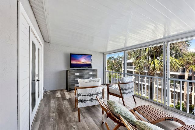 637 PINELLAS BAYWAY S 207, Tierra Verde, FL 33715