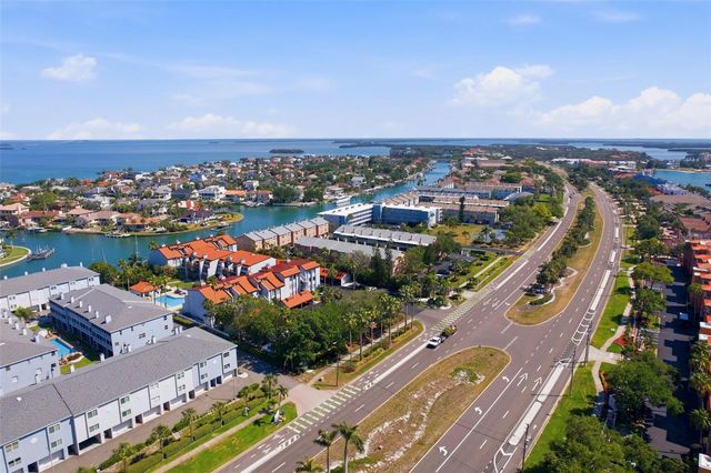 637 PINELLAS BAYWAY S 207, Tierra Verde, FL 33715