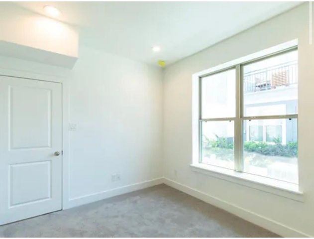 2208 Mcgowen Street, Houston, TX 77004