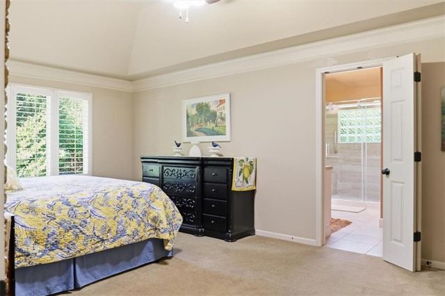 3200 Robinson Pike Road, Grandview, MO 64030
