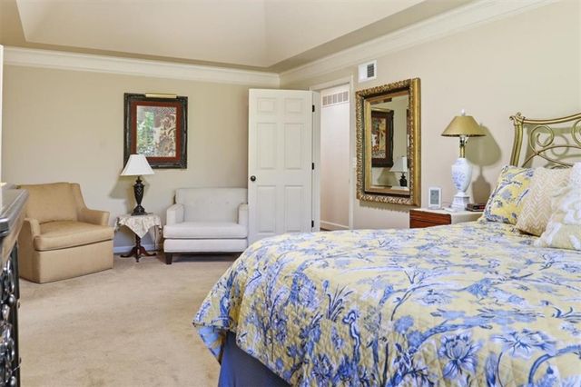 3200 Robinson Pike Road, Grandview, MO 64030