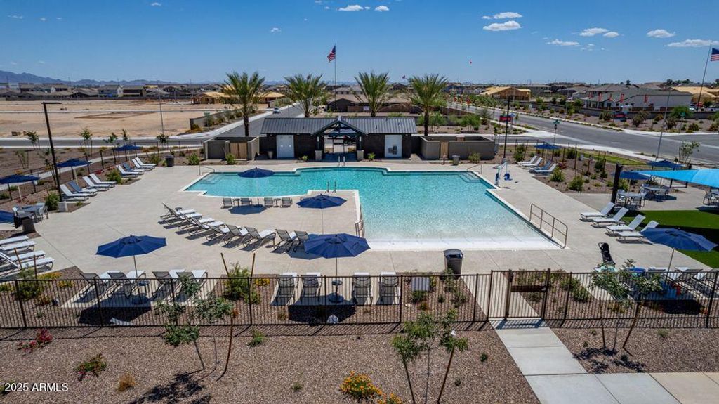 17622 W MISSOURI Avenue, Litchfield Park, AZ 85340 — photo 2
