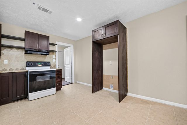 3421 Columbia Street, Houston, TX 77018
