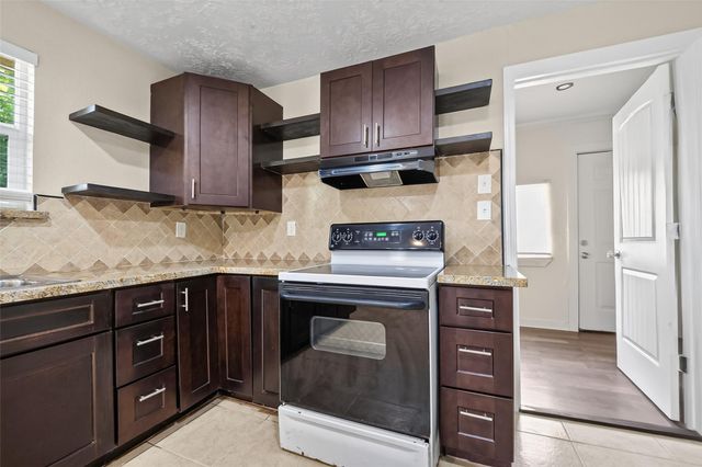 3421 Columbia Street, Houston, TX 77018
