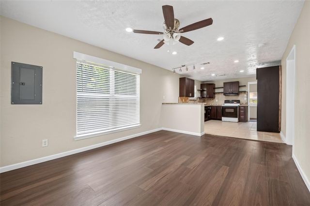 3421 Columbia Street, Houston, TX 77018