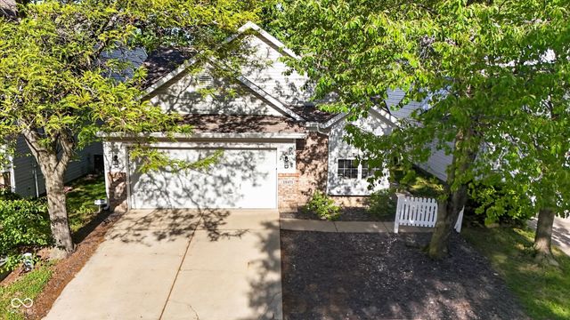 12471 Carmel Garden, Carmel, IN 46032