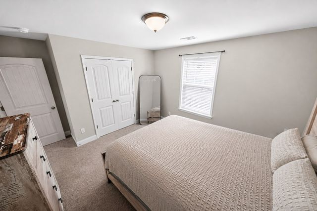 5 Vineyard Drive, Phenix City, AL 36869