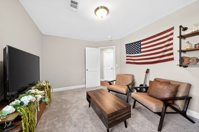 5 Vineyard Drive, Phenix City, AL 36869
