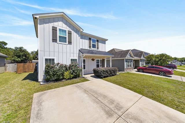 5 Vineyard Drive, Phenix City, AL 36869