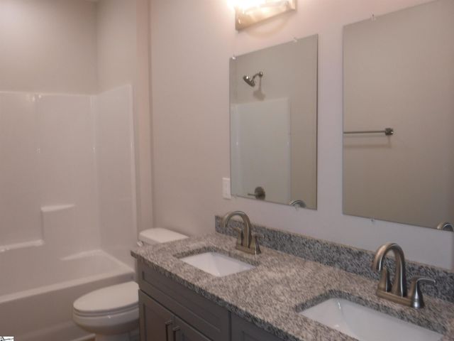 504 Greenlea Street, Spartanburg, SC 29306