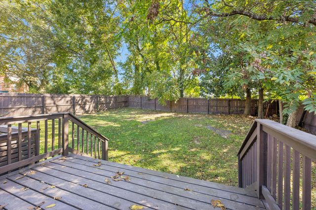 911 S High St, Columbia, TN 38401