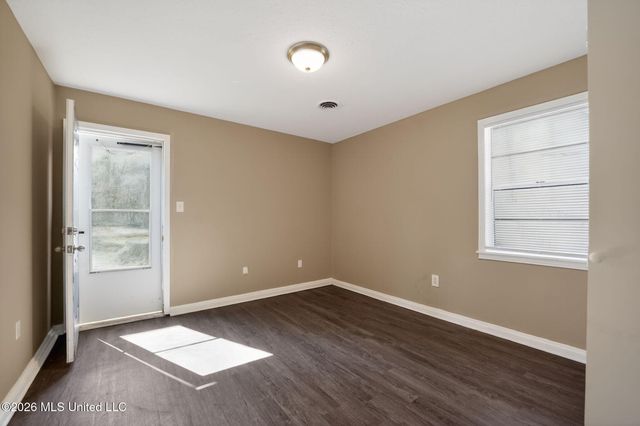 3085 Bienville Drive, Jackson, MS 39212