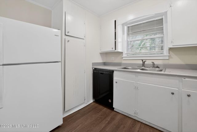 3085 Bienville Drive, Jackson, MS 39212