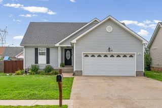 3796 Cindy Jo DR, Clarksville, TN 37040