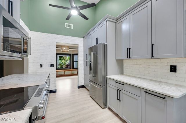 7239 Hendry Creek DR, Fort Myers, FL 33908