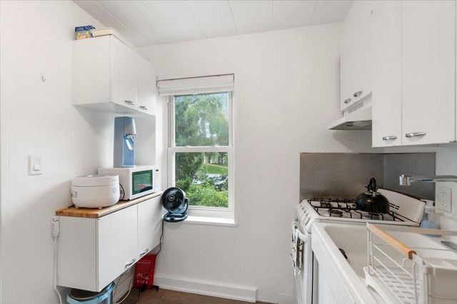 13 Sherman Terrace #4, Madison, WI 53704