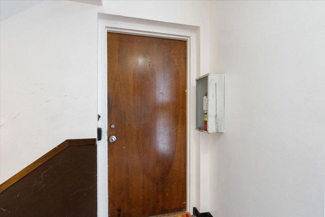 13 Sherman Terrace #4, Madison, WI 53704
