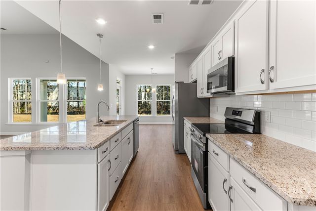 188 Brookline Dr., Savannah, GA 31407