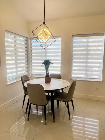 6960 NW Denargo St, Port St Lucie, FL 34983