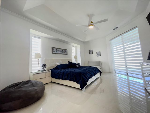 6960 NW Denargo St, Port St Lucie, FL 34983