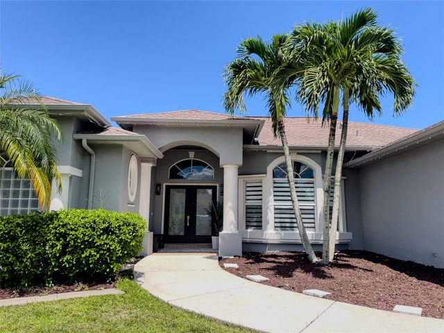 6960 NW Denargo St, Port St Lucie, FL 34983