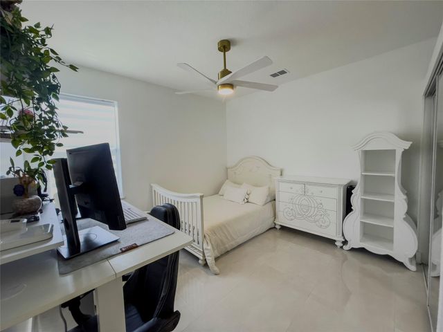 6960 NW Denargo St, Port St Lucie, FL 34983