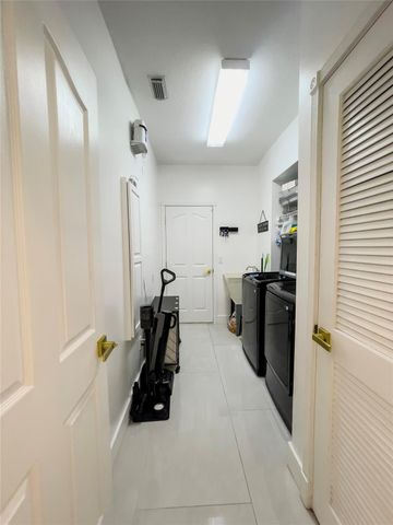 6960 NW Denargo St, Port St Lucie, FL 34983