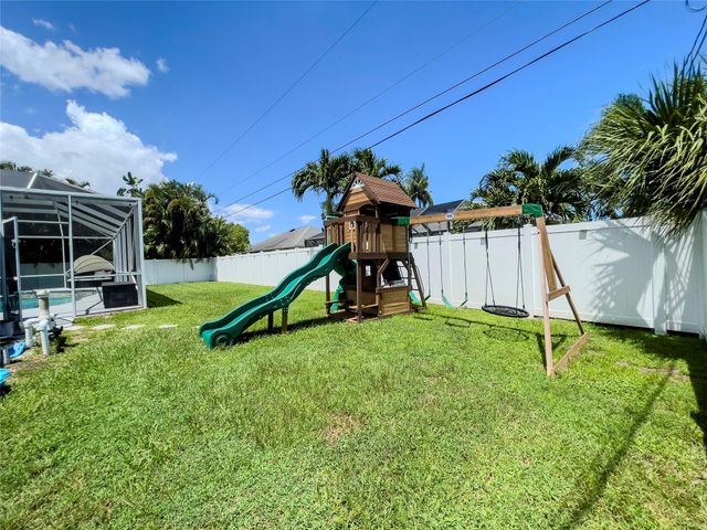 6960 NW Denargo St, Port St Lucie, FL 34983