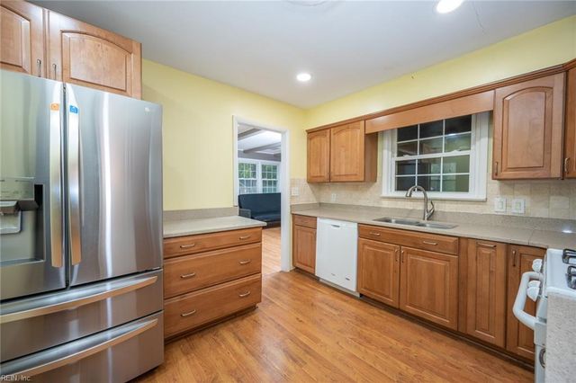 131 Rosedale DR, Elizabeth City, NC 27909