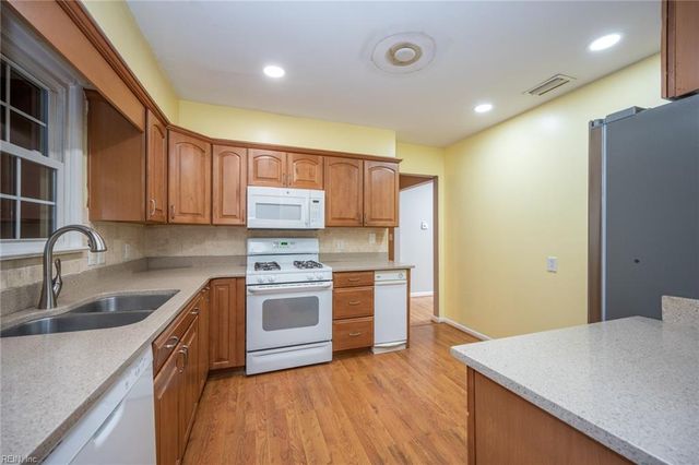 131 Rosedale DR, Elizabeth City, NC 27909