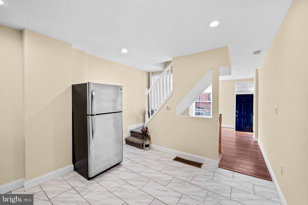 Image 11 of property listing at 307 FAGLEY ST, Baltimore, MD 21224