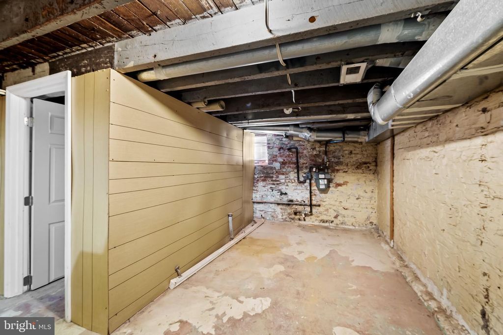 Image 17 of property listing at 307 FAGLEY ST, Baltimore, MD 21224