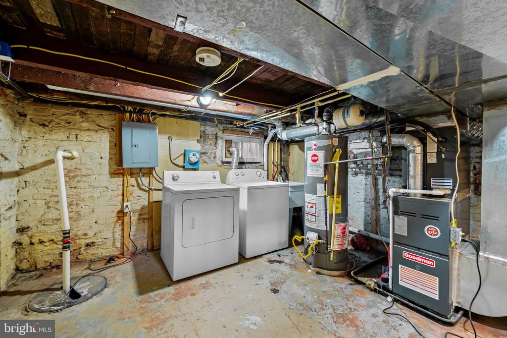Image 18 of property listing at 307 FAGLEY ST, Baltimore, MD 21224