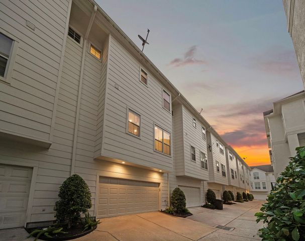 3929 Floyd Street, Houston, TX 77007