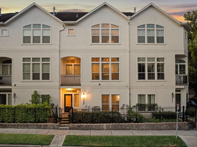 3929 Floyd Street, Houston, TX 77007