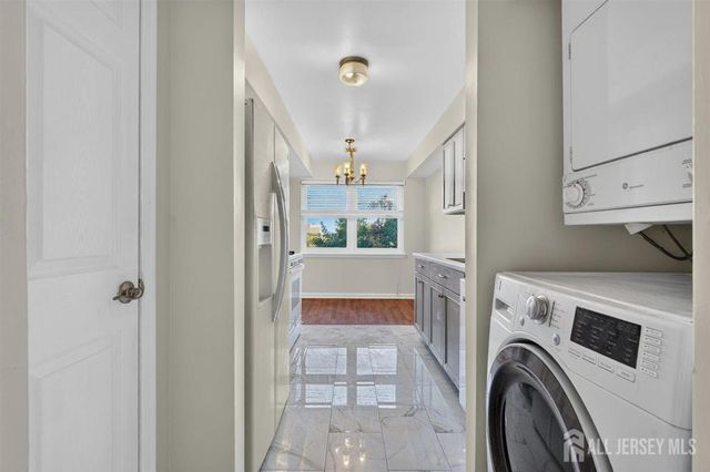 94 Beverly Hill Terrace F, Woodbridge Proper, NJ 07095