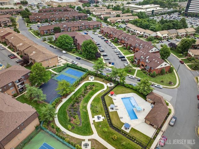 94 Beverly Hill Terrace F, Woodbridge Proper, NJ 07095