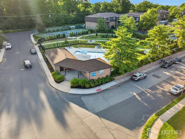 94 Beverly Hill Terrace F, Woodbridge Proper, NJ 07095