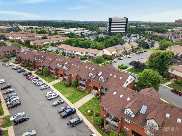 94 Beverly Hill Terrace F, Woodbridge Proper, NJ 07095