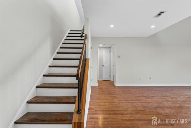 94 Beverly Hill Terrace F, Woodbridge Proper, NJ 07095