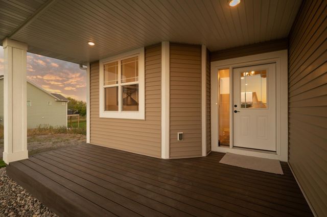 1708 Spruce Street, Farmington, MN 55024