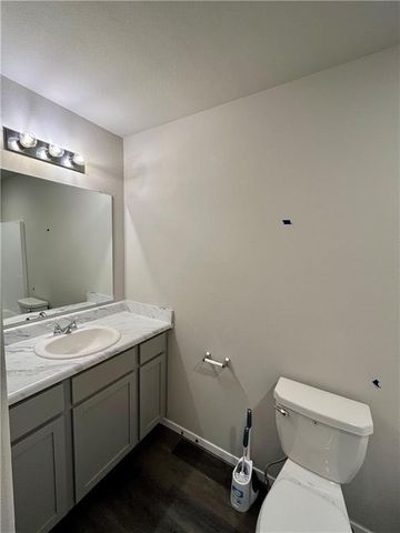 909 Egret Road, Fayetteville, AR 72701
