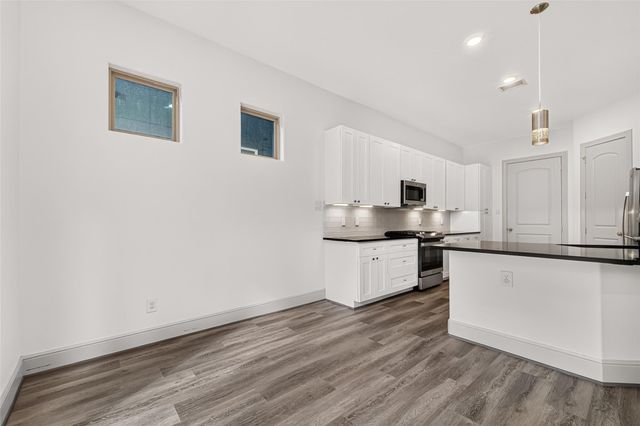 159 Benjis Place, The Woodlands, TX 77380