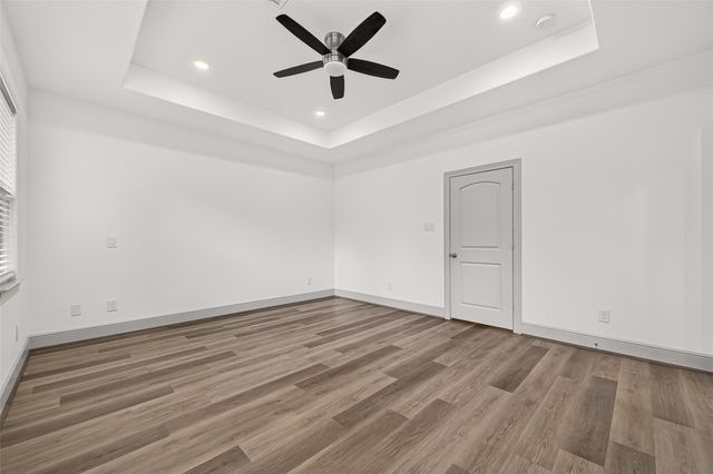 159 Benjis Place, The Woodlands, TX 77380