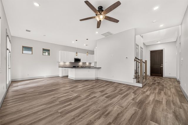 159 Benjis Place, The Woodlands, TX 77380