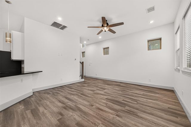 159 Benjis Place, The Woodlands, TX 77380