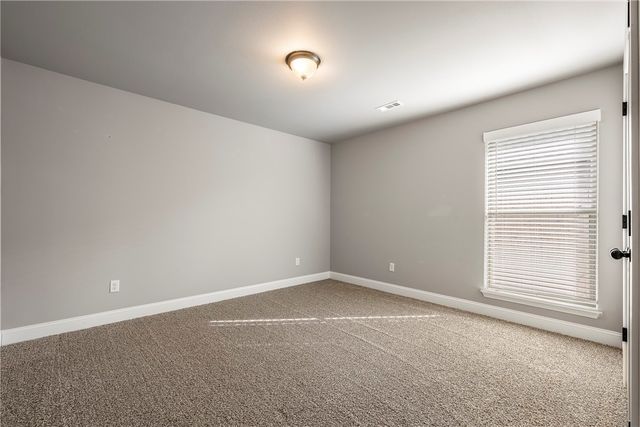 6002 Hoover Street, Bentonville, AR 72713