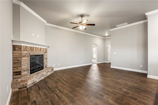 6002 Hoover Street, Bentonville, AR 72713