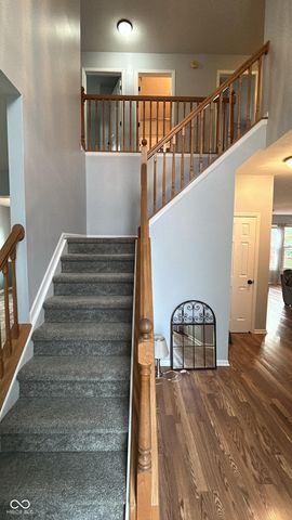 5400 Wakefield Drive S, Greenwood, IN 46142